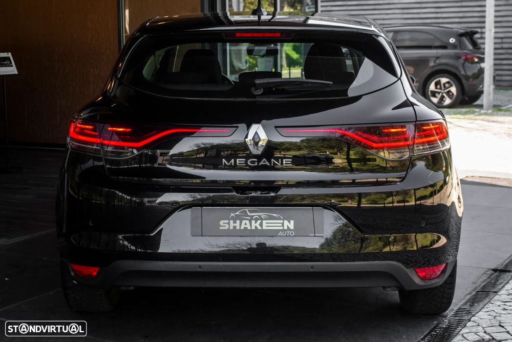 Renault Mégane 1.5 Blue dCi Intens - 10