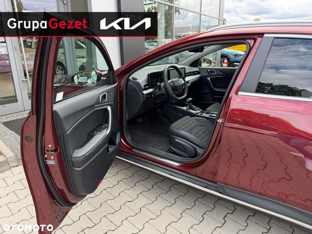 Kia XCeed - 11