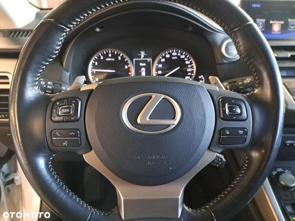 Lexus NX 200t Comfort AWD - 21