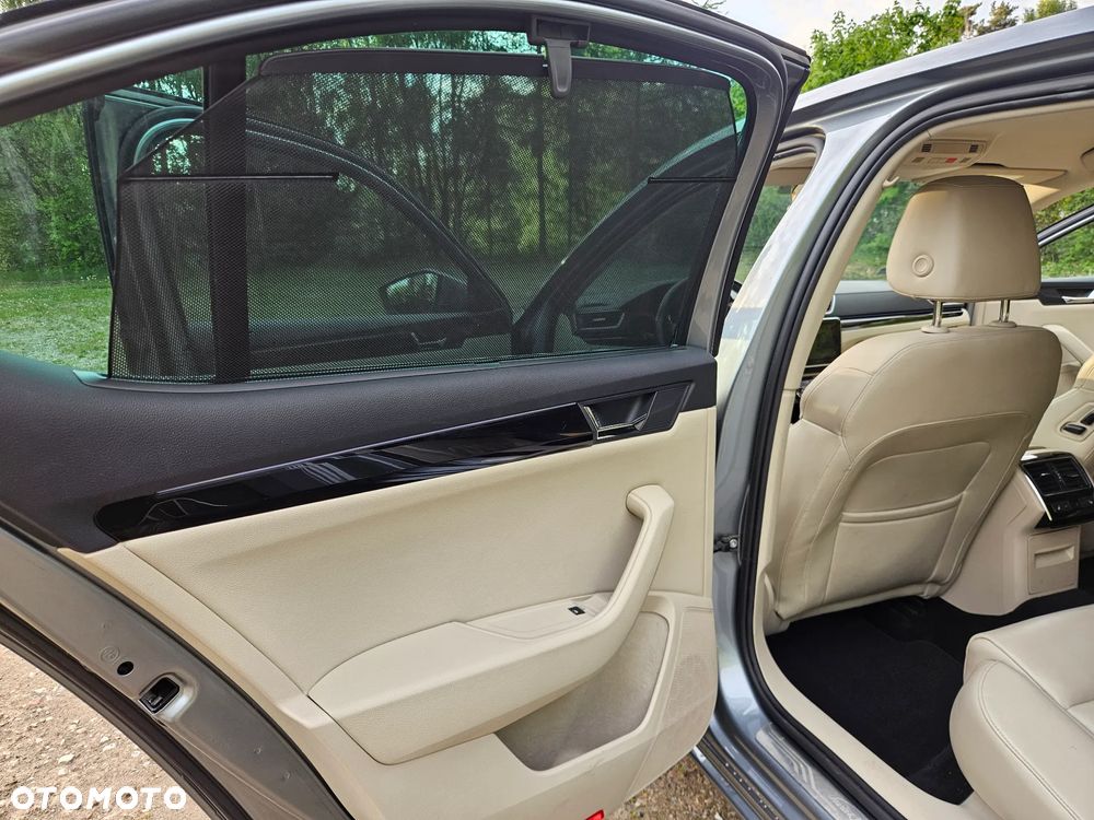 Skoda Superb 2.0 TDI L&K DSG7 - 14