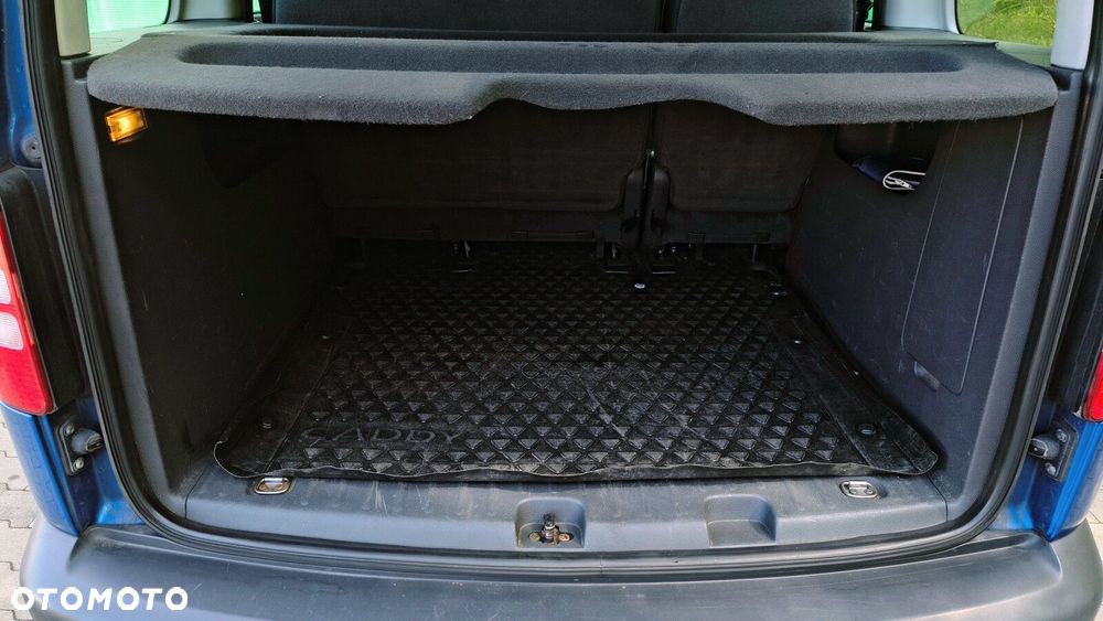 Volkswagen Caddy - 12