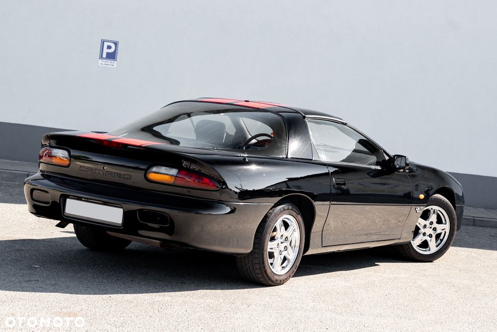 Chevrolet Camaro - 13