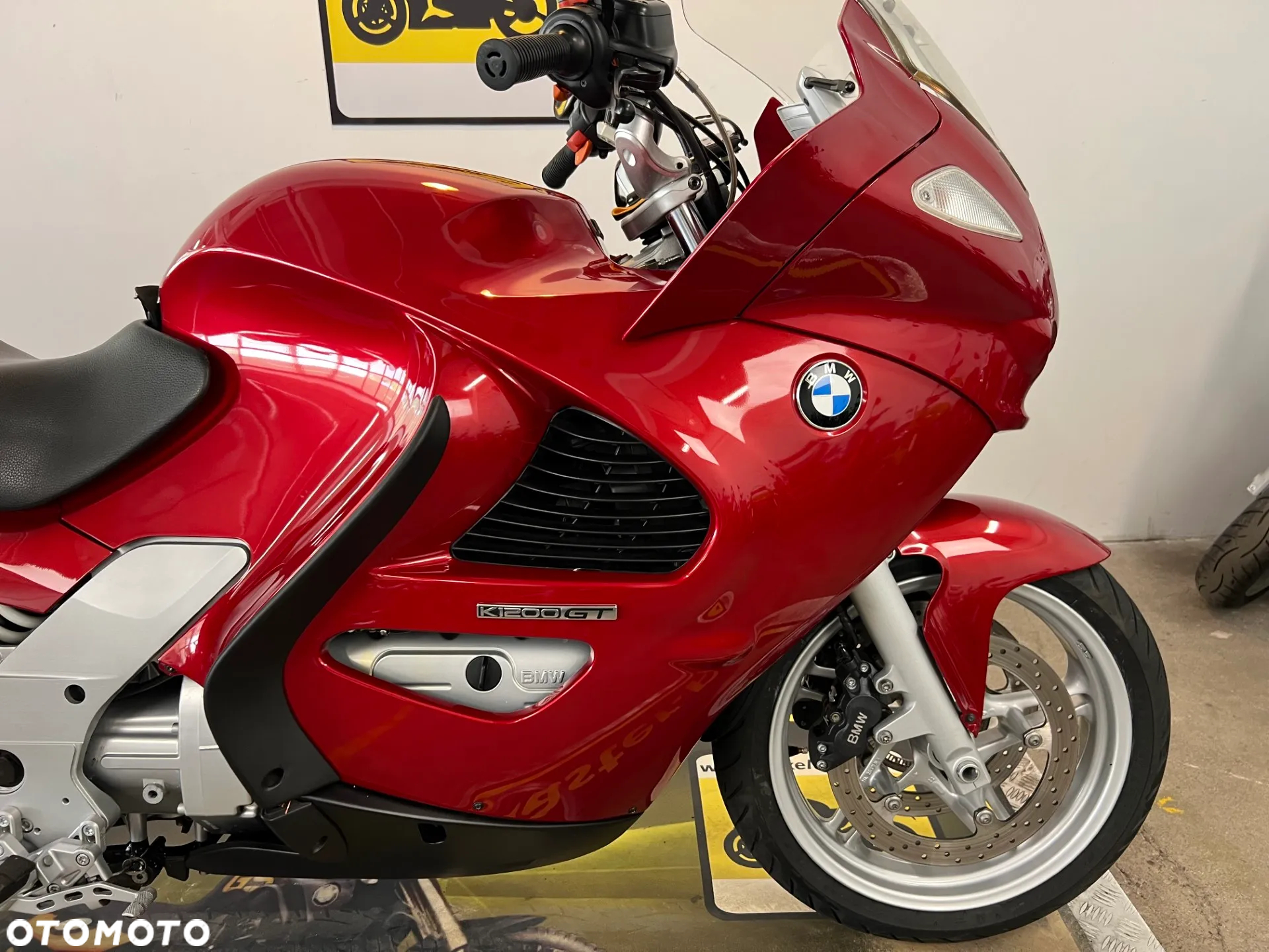 BMW K - 8