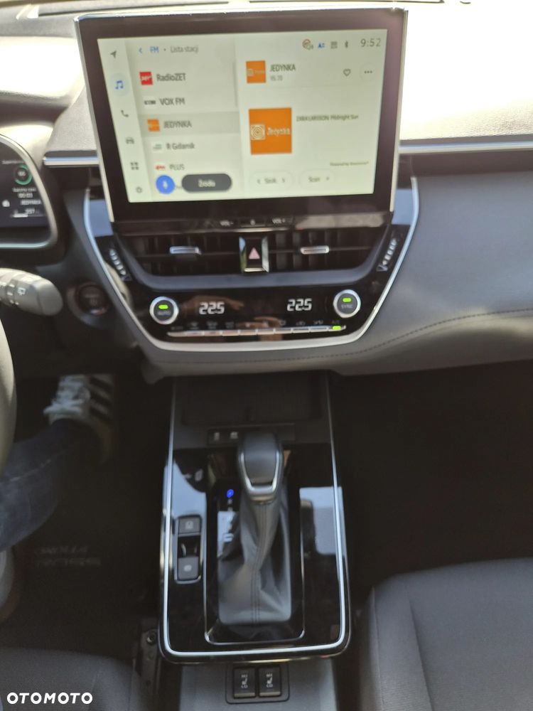 Toyota Corolla Cross 2.0 Hybrid Style - 8