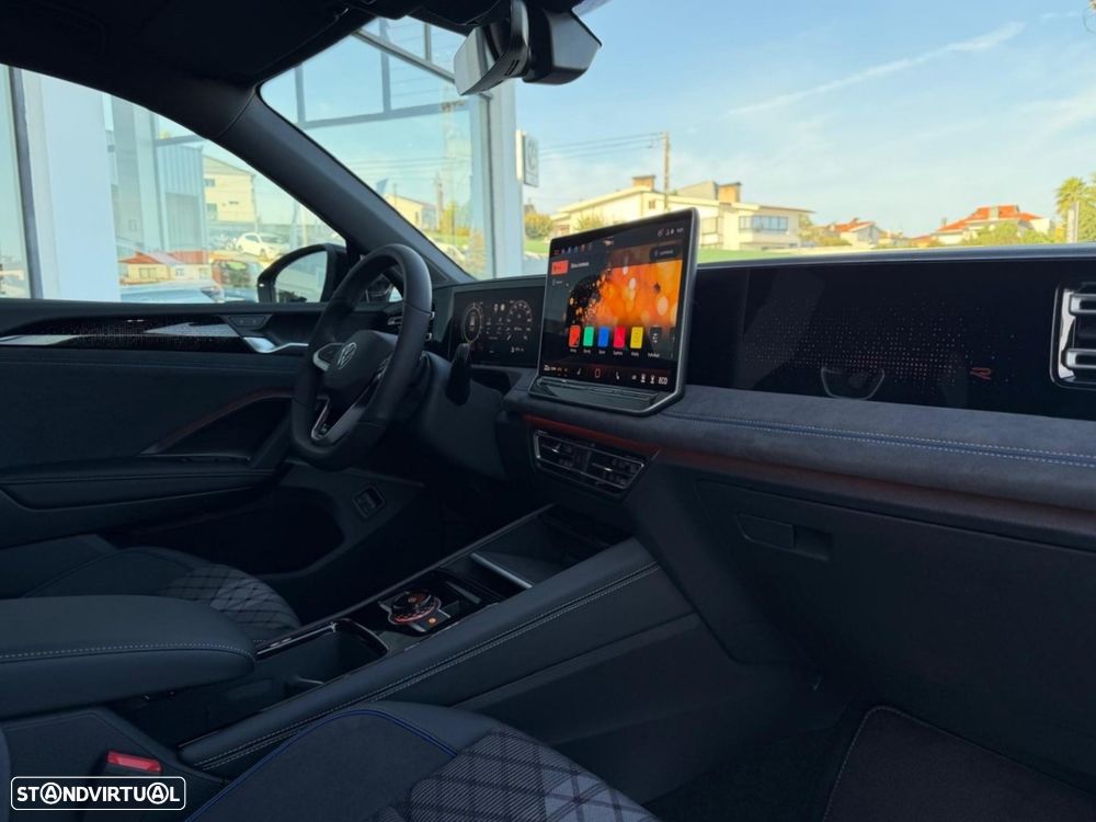 VW Tiguan 1.5 TSI eHybrid R-Line DSG - 18