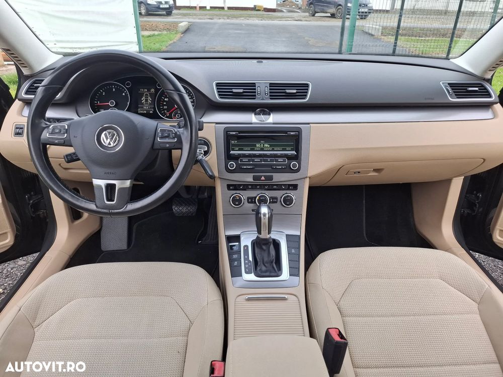 Volkswagen Passat Variant 2.0 Blue TDI DSG SCR Exclusive - 6