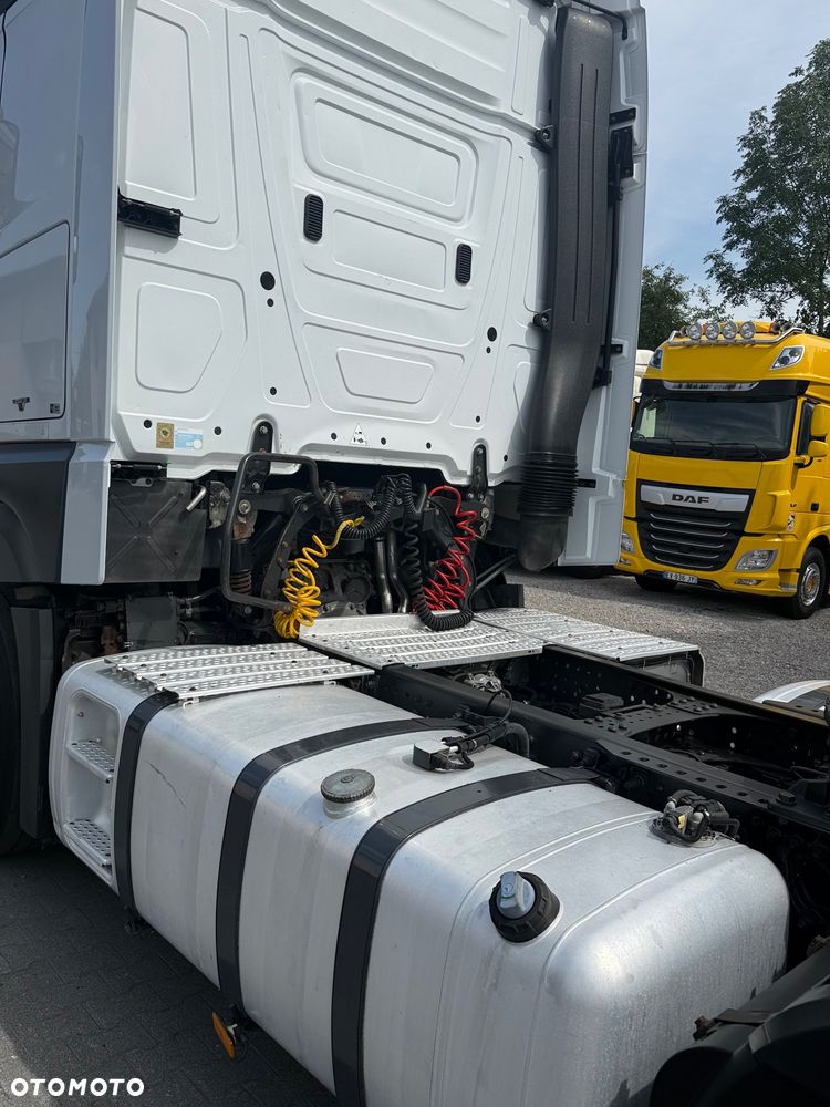 Mercedes-Benz Actros 1842 - 7