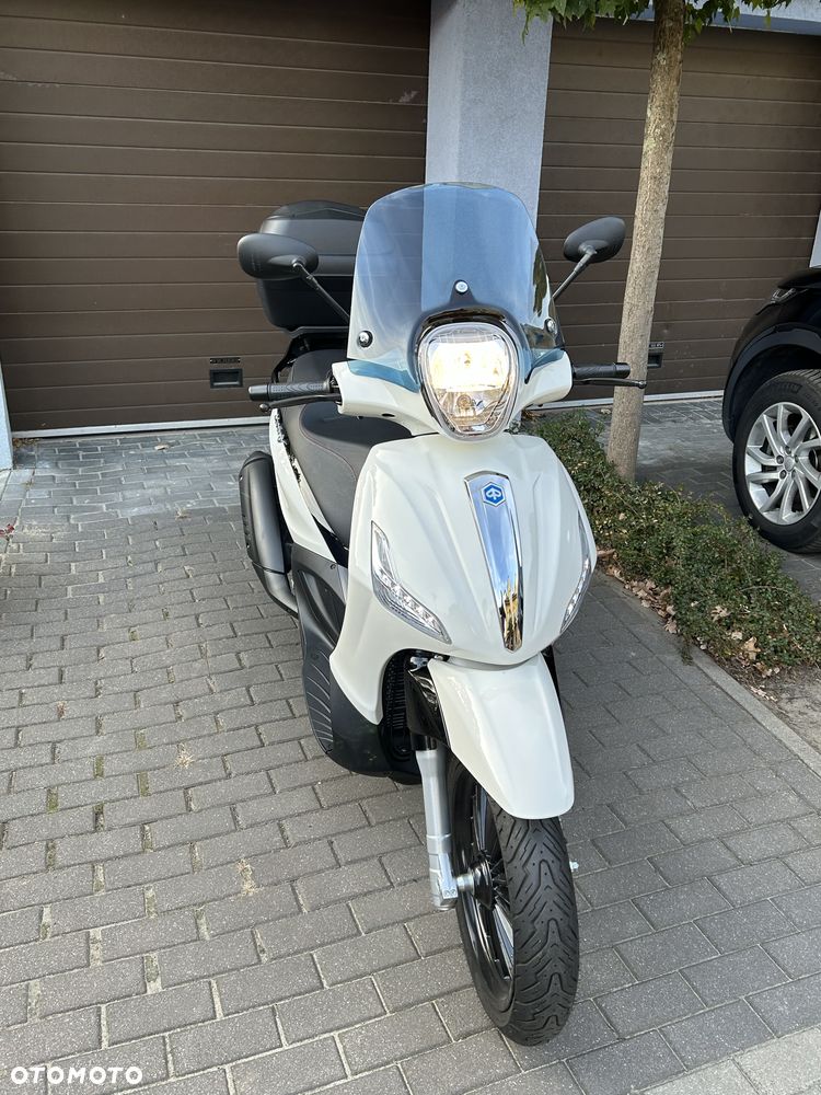 Piaggio Beverly - 16