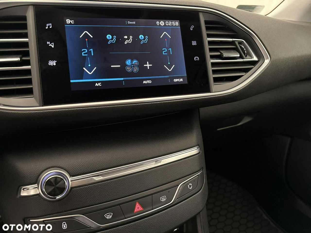 Peugeot 308 1.5 BlueHDi Active S&S - 26