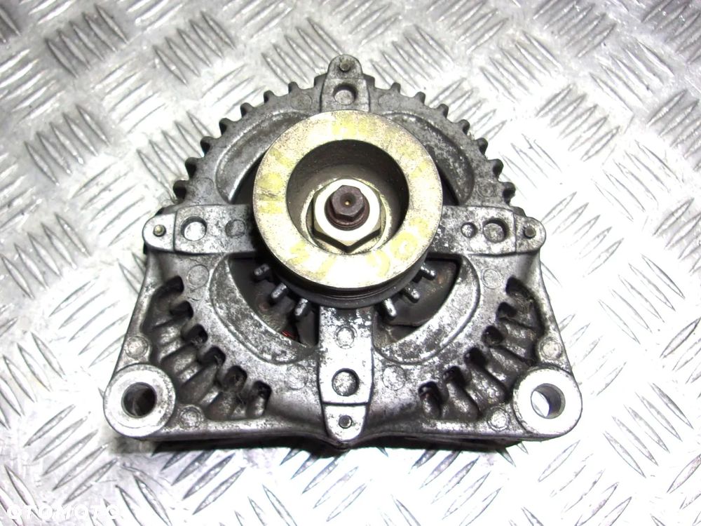 Peugeot 107 206 307 407 807 1007 Partner alternator 1.4 2.0 HDI / 2.0 16V RC