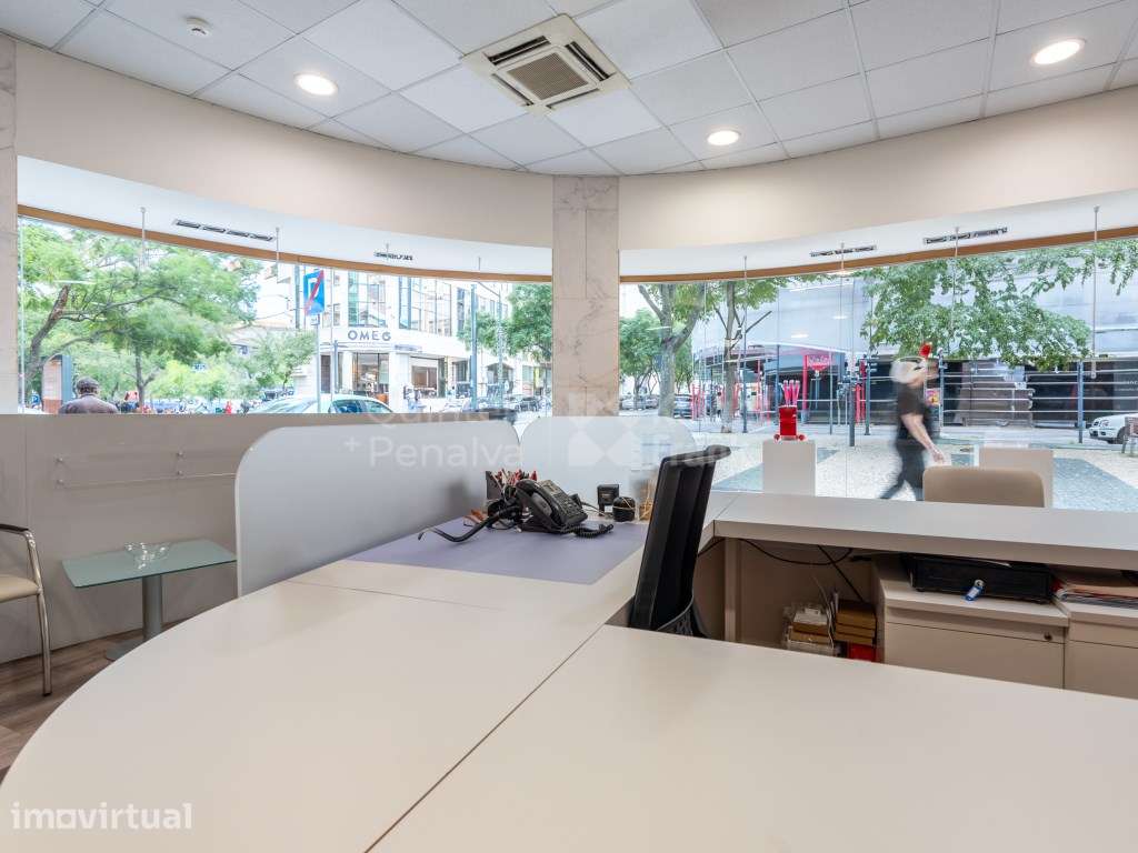 Loja 327 m² para venda nas Avenidas Novas - Grande imagem: 4/12