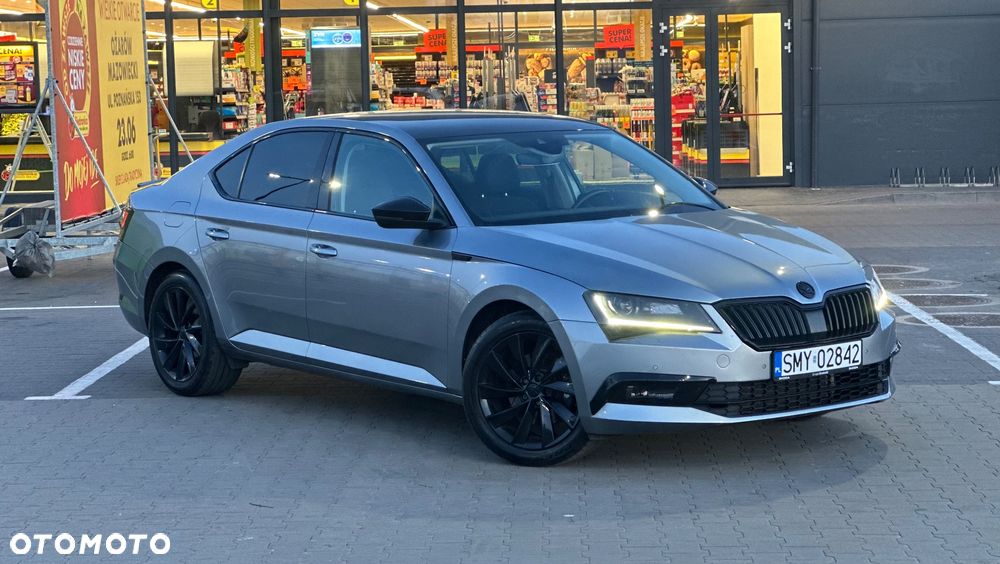 Skoda Superb 2.0 TDI Sportline DSG - 9