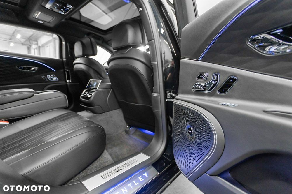 Bentley Flying Spur - 26