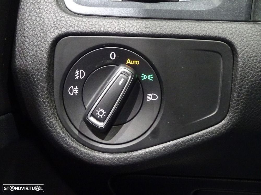 VW Golf 1.6 TDI Stream - 10