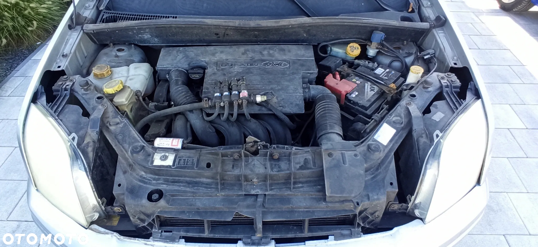 Ford Fusion 1.6 + - 9