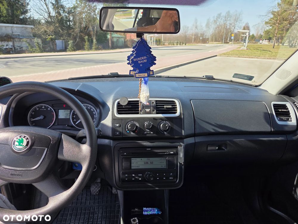 Skoda Fabia 1.4 16V Ambiente - 8