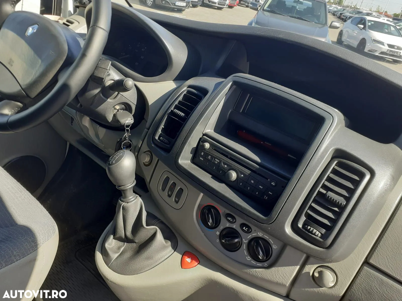 Renault Trafic - 6