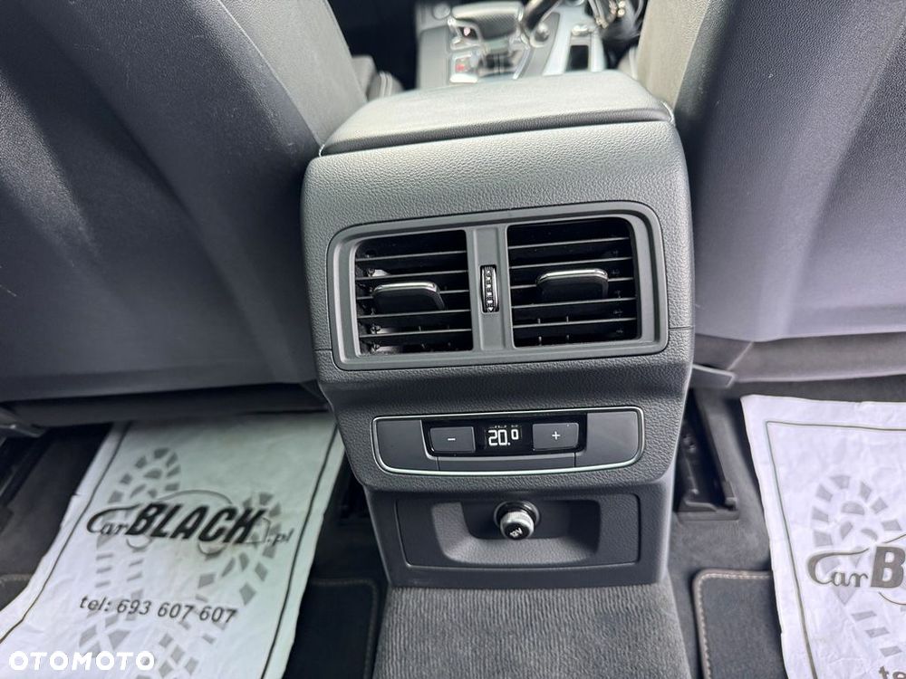 Audi Q5 55 TFSI e Quattro S Line S tronic - 33