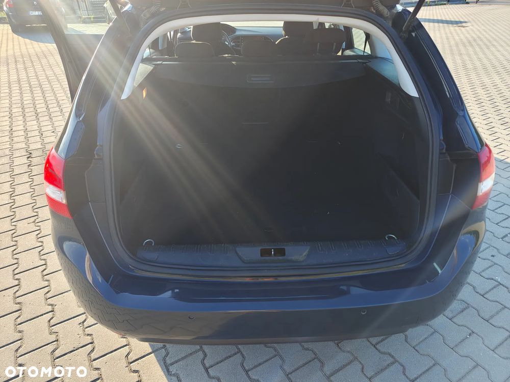 Peugeot 308 1.6 BlueHDi Active S&S - 11
