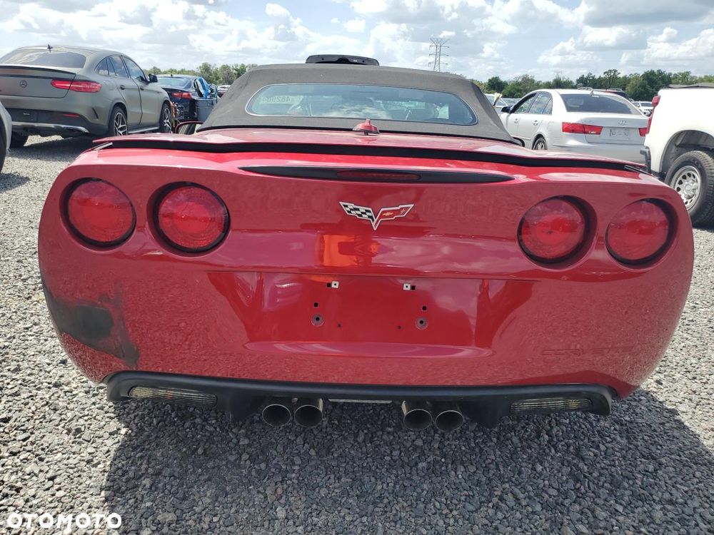Chevrolet Corvette - 7