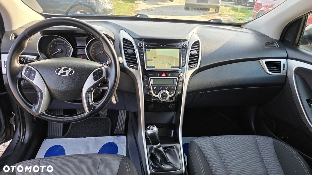 Hyundai i30 1.4 Fifa World Cup Edition - 18