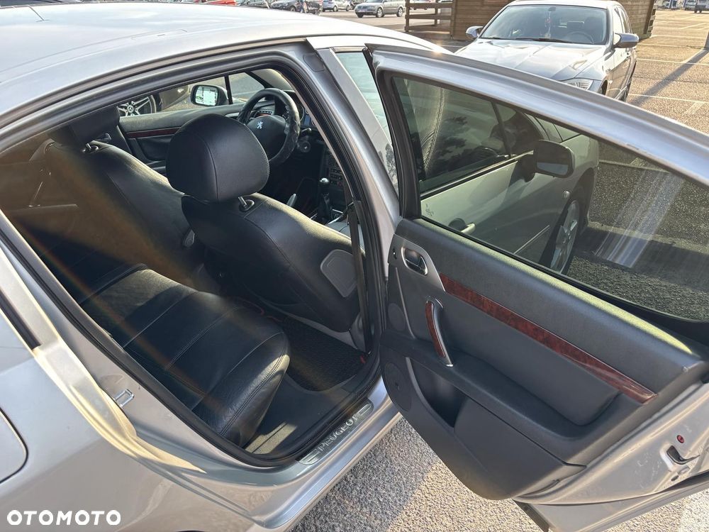 Peugeot 407 - 6