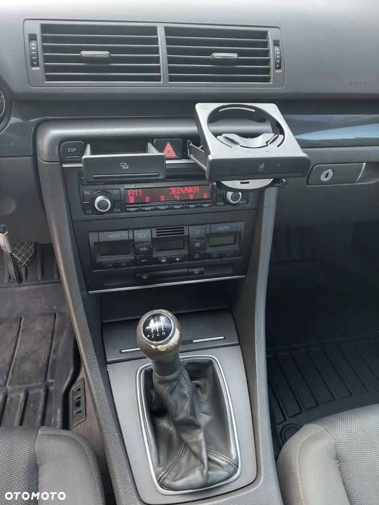 Audi A4 Limousine - 16