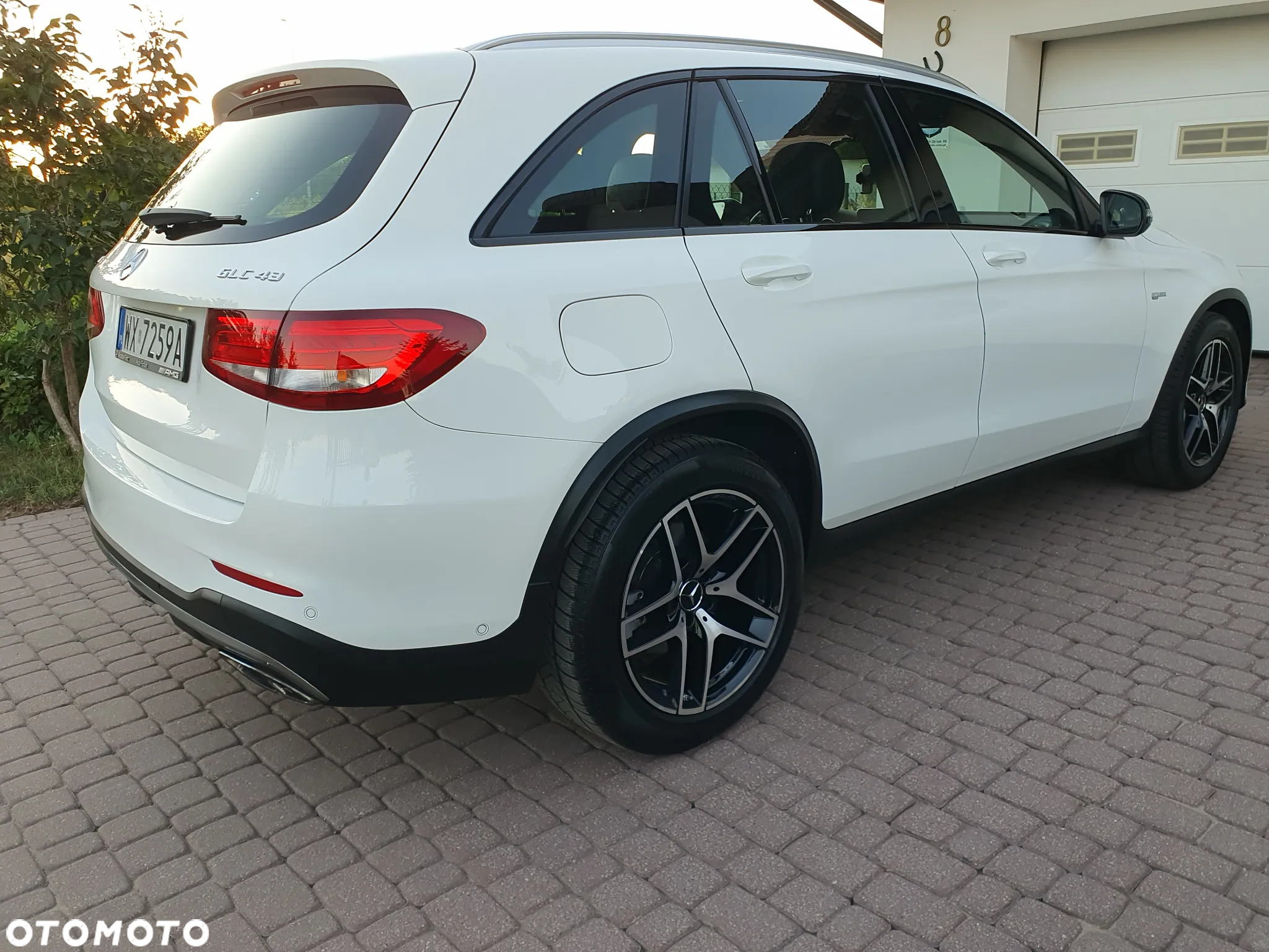 Mercedes-Benz GLC AMG 43 4-Matic - 2