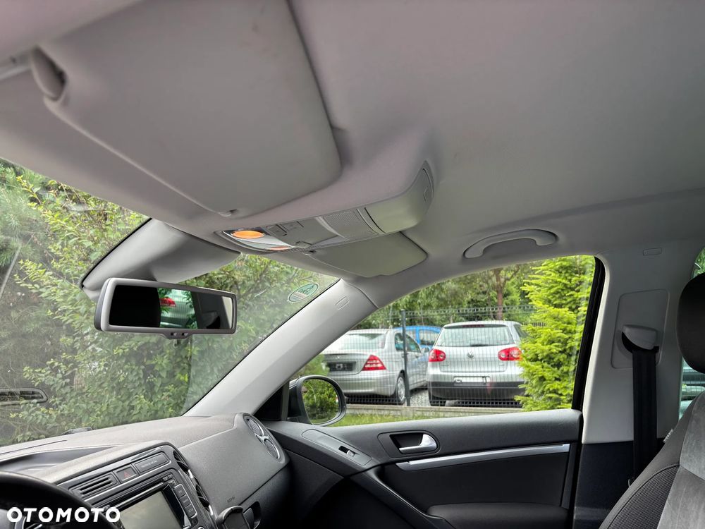 Volkswagen Tiguan 2.0 TDI DPF 4Motion BlueMotion Technology Sport & Style - 12