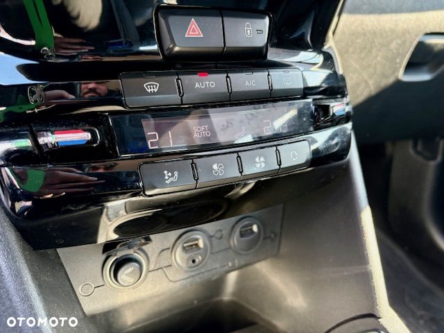 Peugeot 208 1.2 PureTech Allure - 7