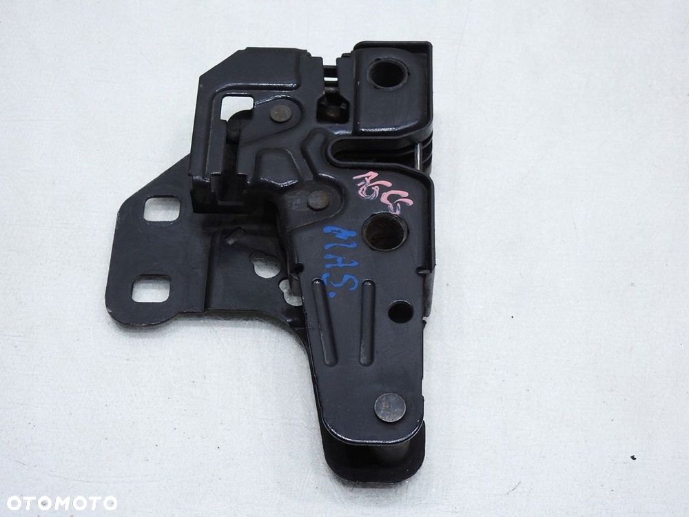 ZAMEK MASKI AUDI A6 C6 - 2