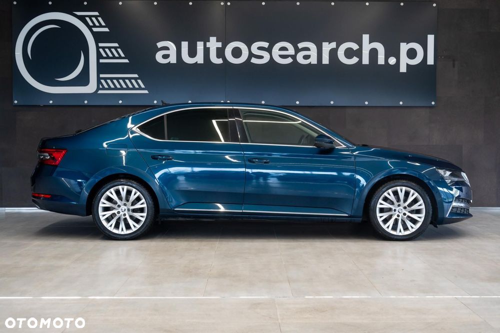 Skoda Superb 2.0 TDI SCR 4x4 L&K DSG - 9