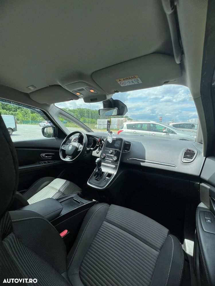 Renault Scenic - 9