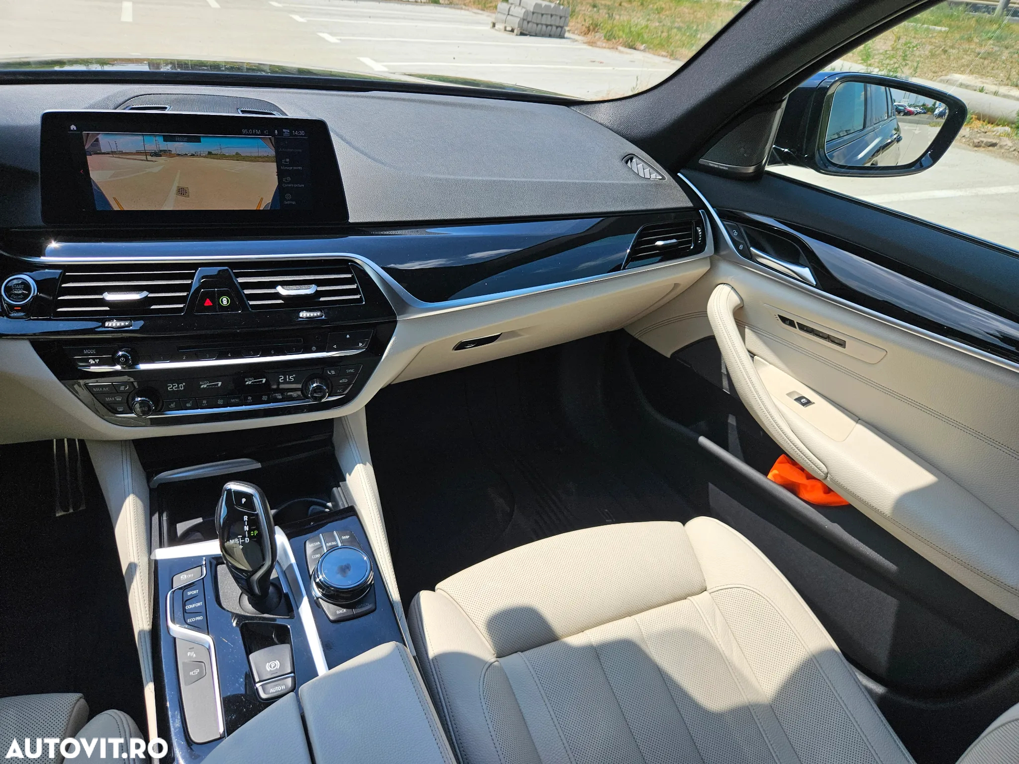 BMW Seria 5 520d xDrive AT - 30