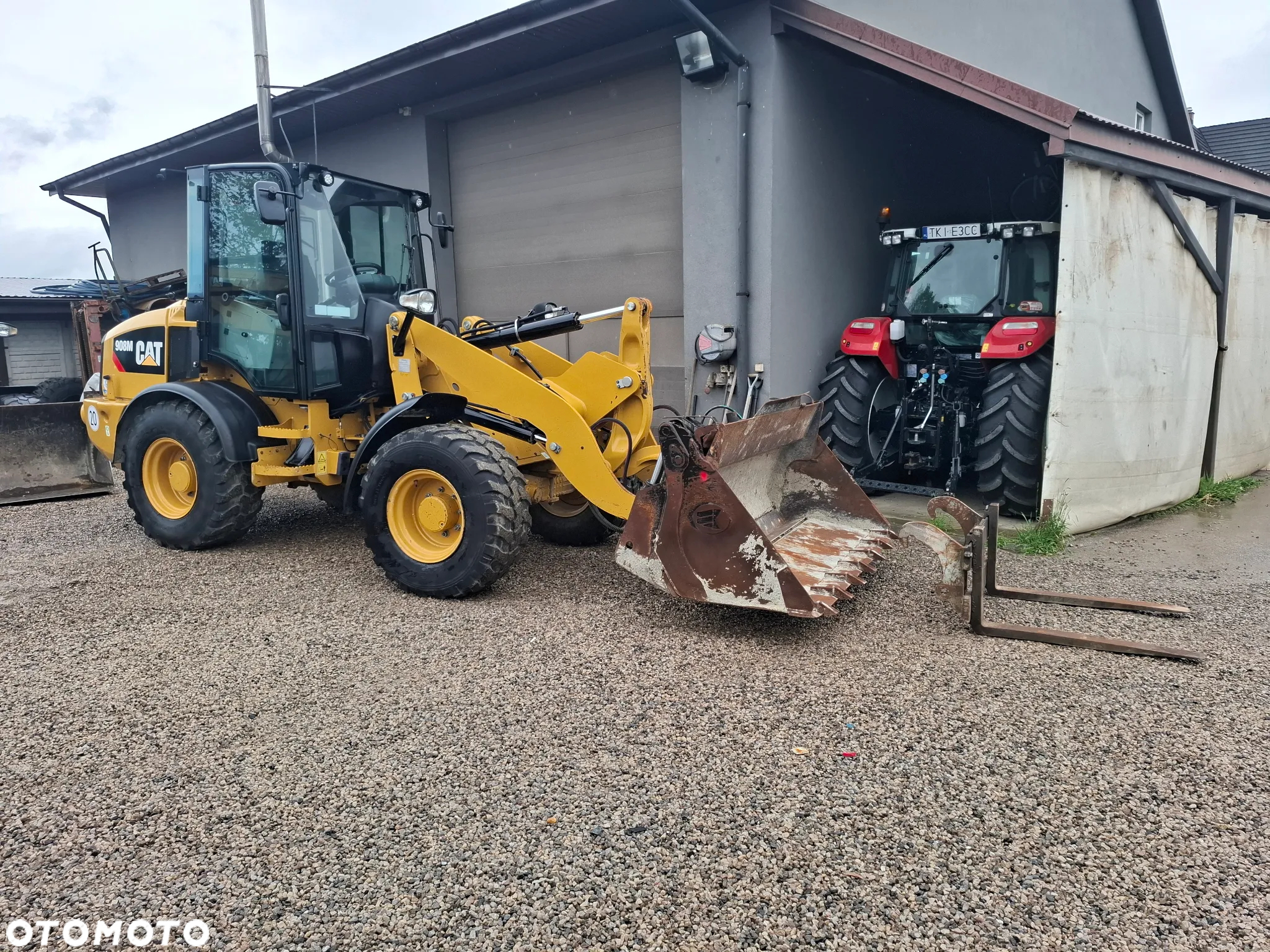 Caterpillar CAT 908 M - 10