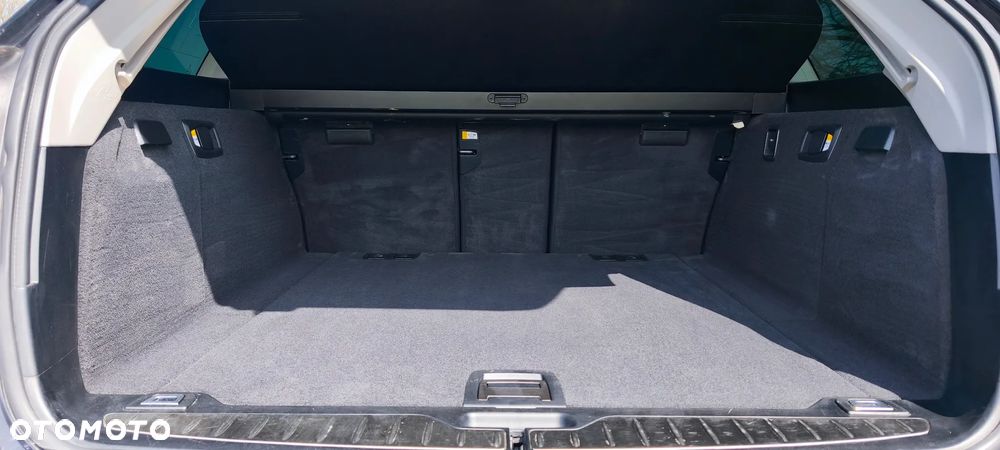 BMW Seria 5 520d xDrive - 16