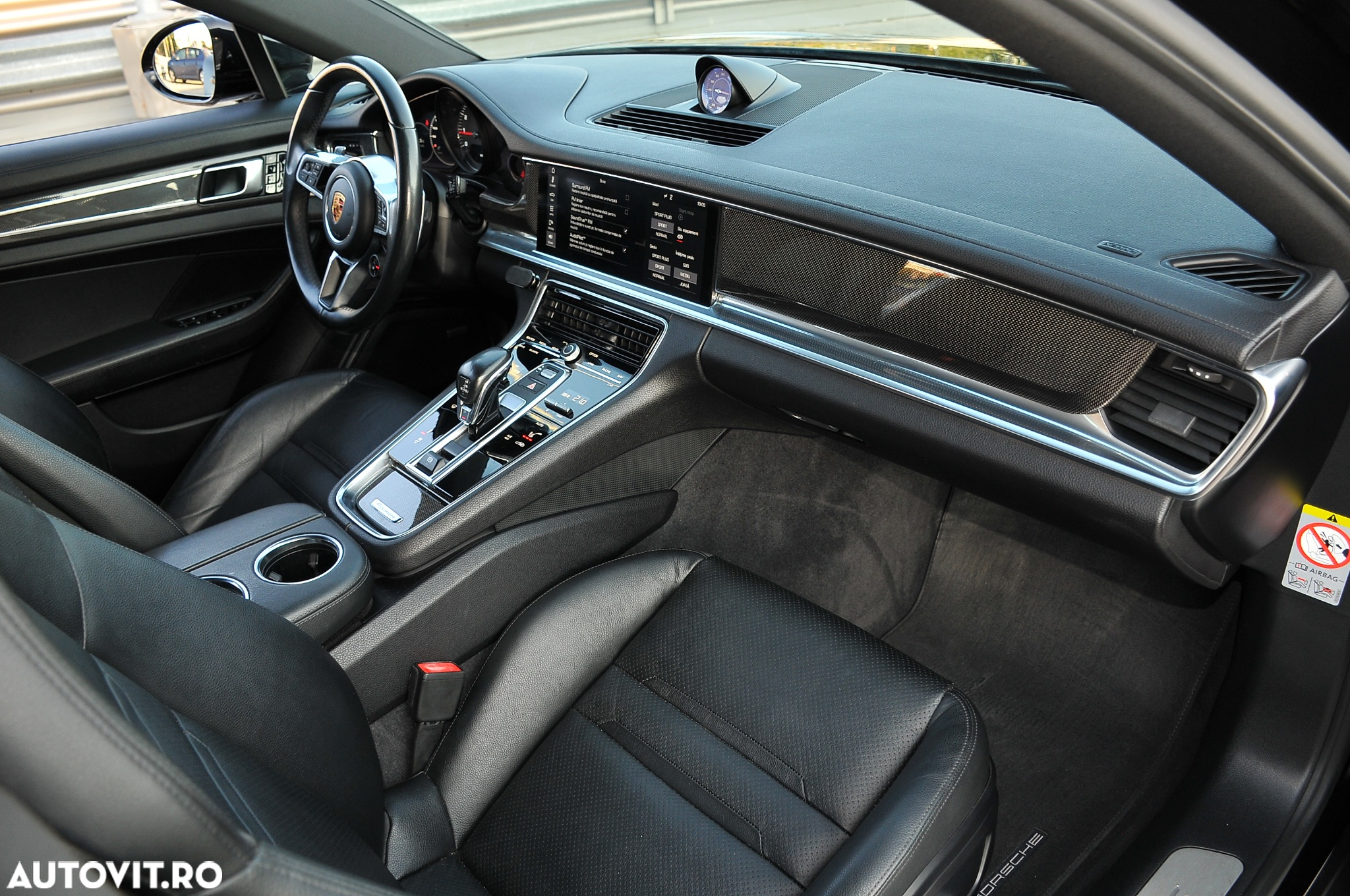 Porsche Panamera 4S - 7