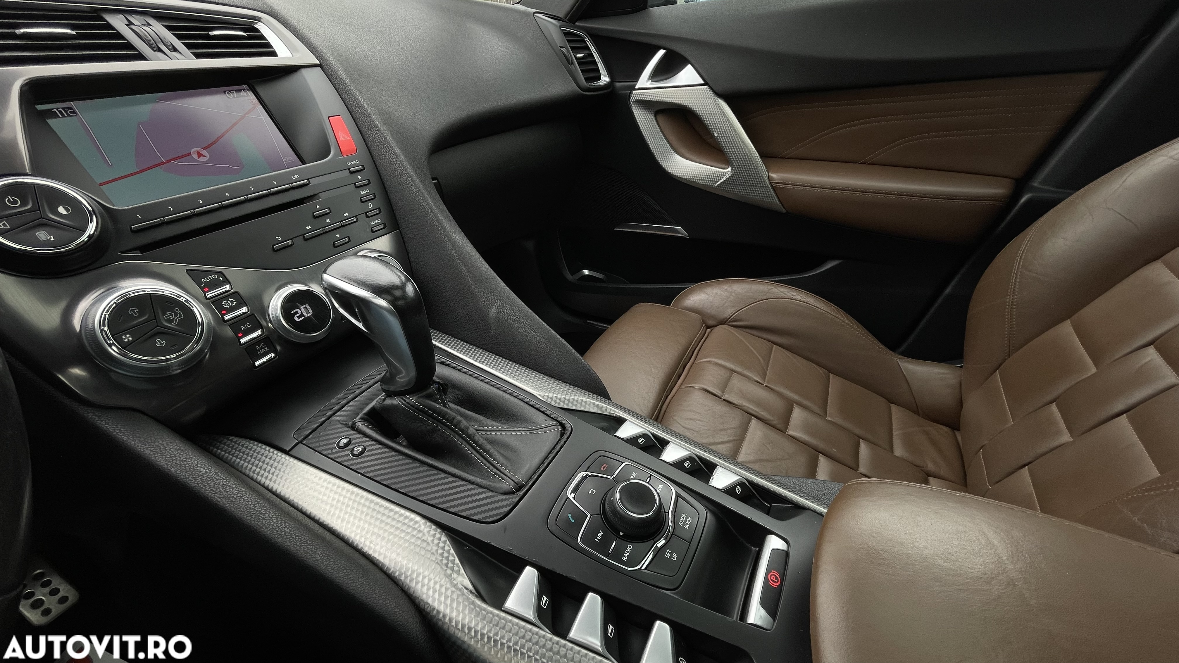 Citroën DS5 HDi 165 Aut. SportChic - 17