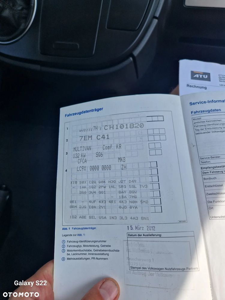 Volkswagen Multivan - 24