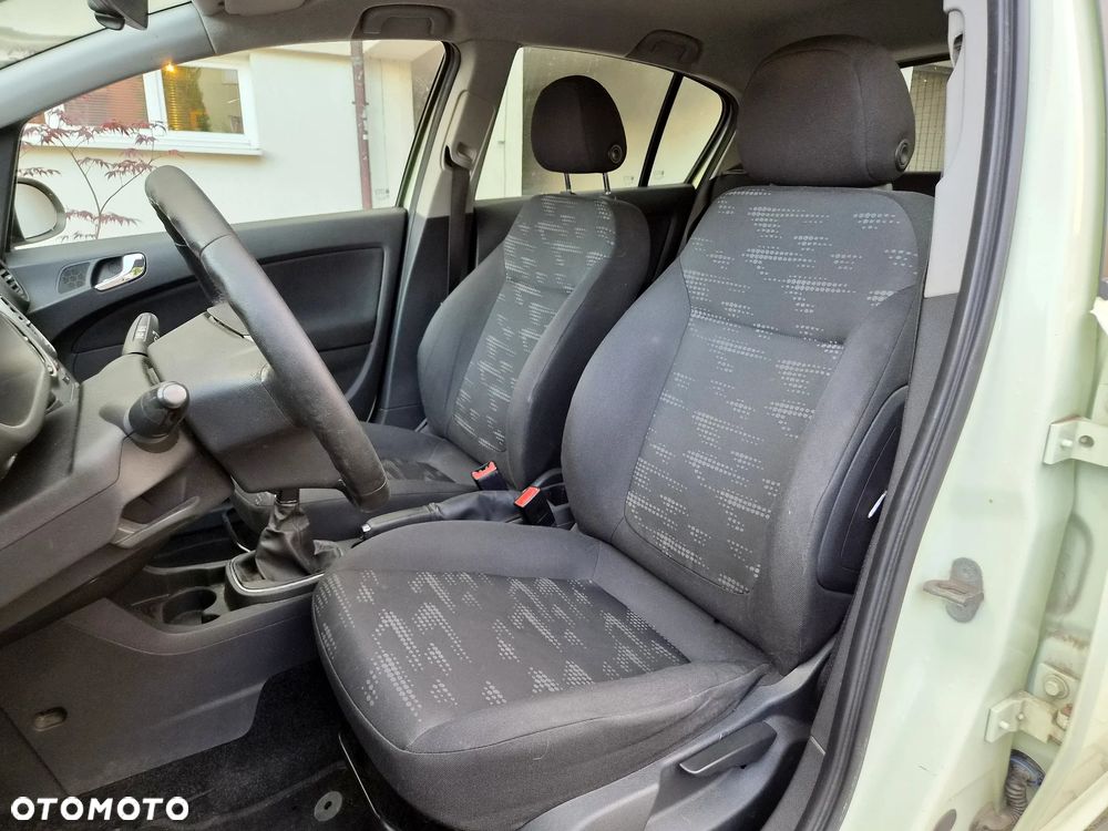 Opel Corsa 1.4 16V Satellite - 8