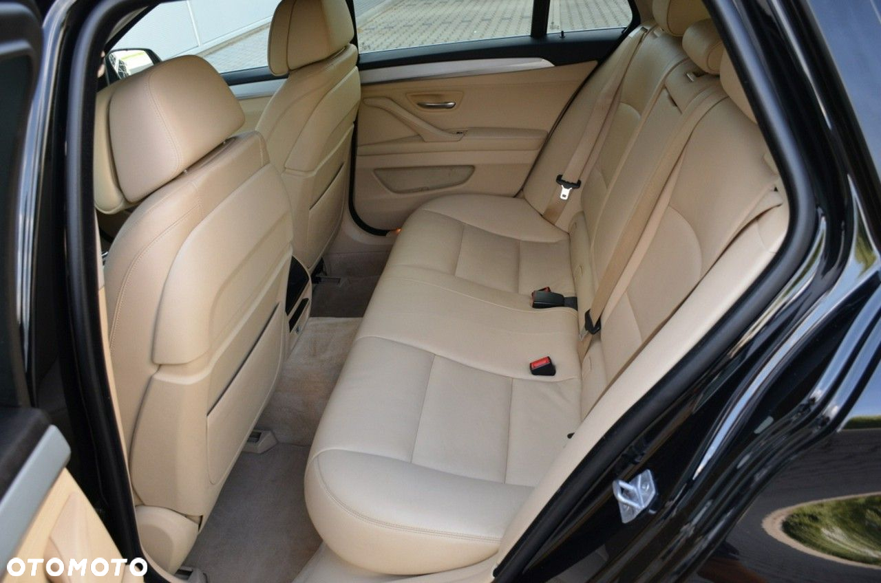 BMW Seria 5 - 28