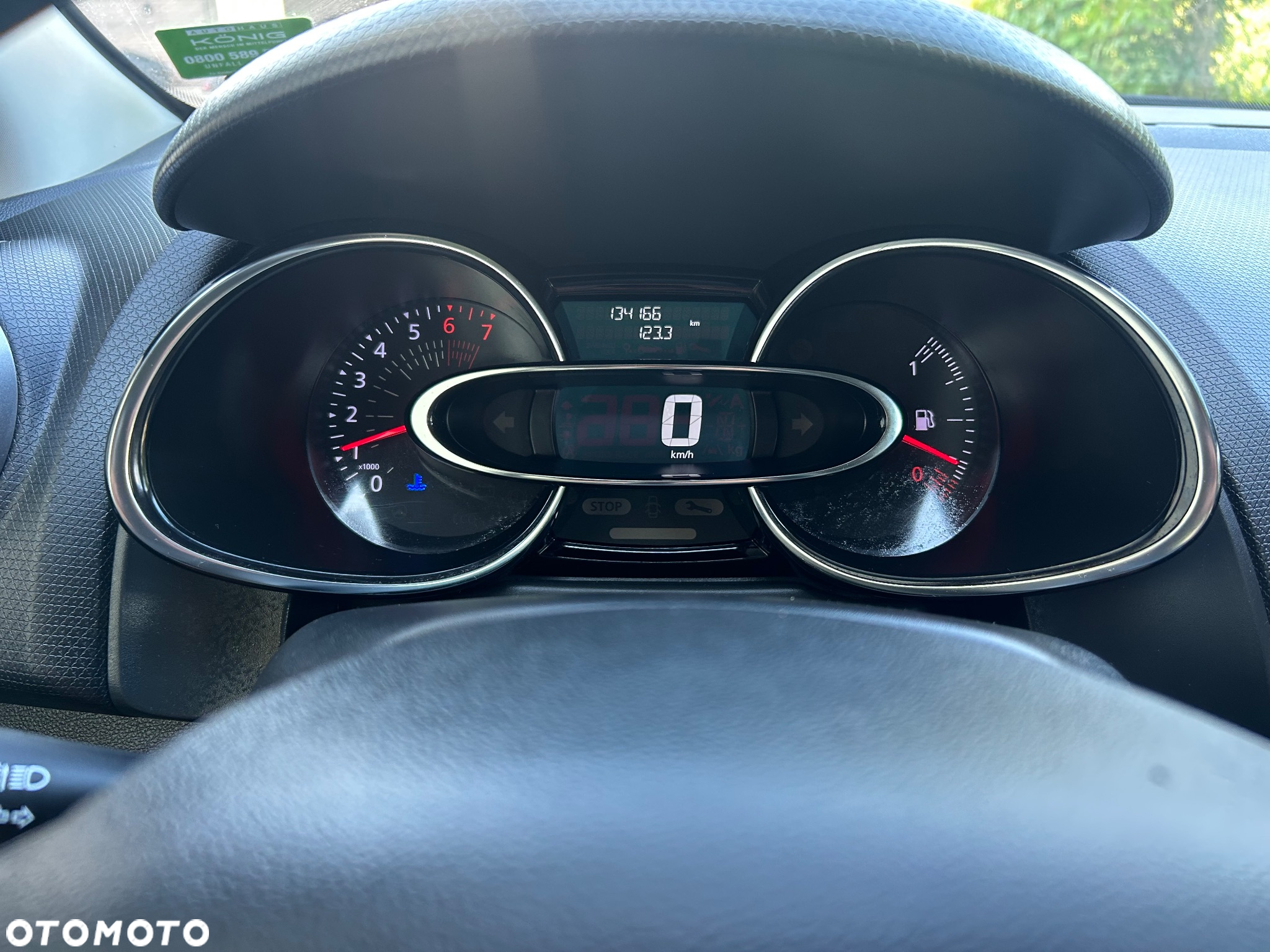 Renault Clio 1.2 16V Limited EU6 - 21