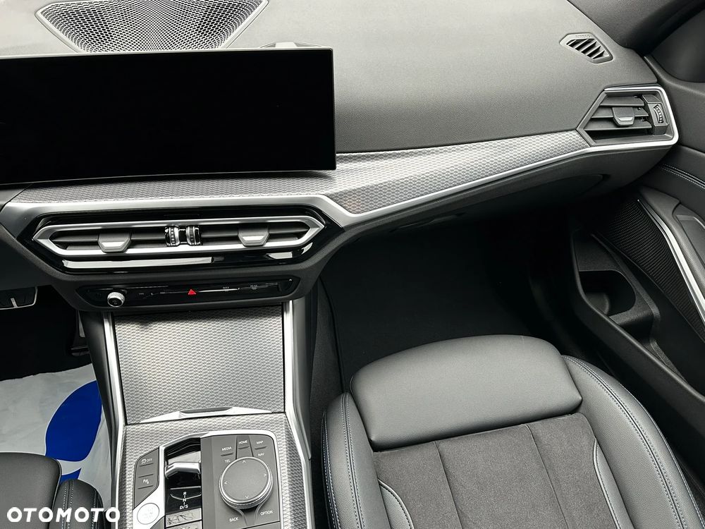 BMW Seria 3 320d xDrive M Sport sport - 23