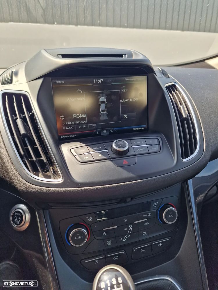 Ford C-Max 1.0 Ecoboost S&S Titanium - 18