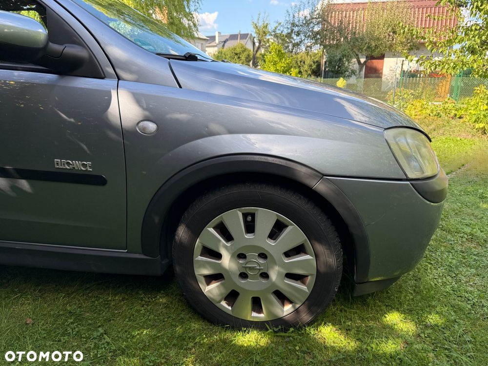 Opel Corsa 1.4 16V Elegance - 8