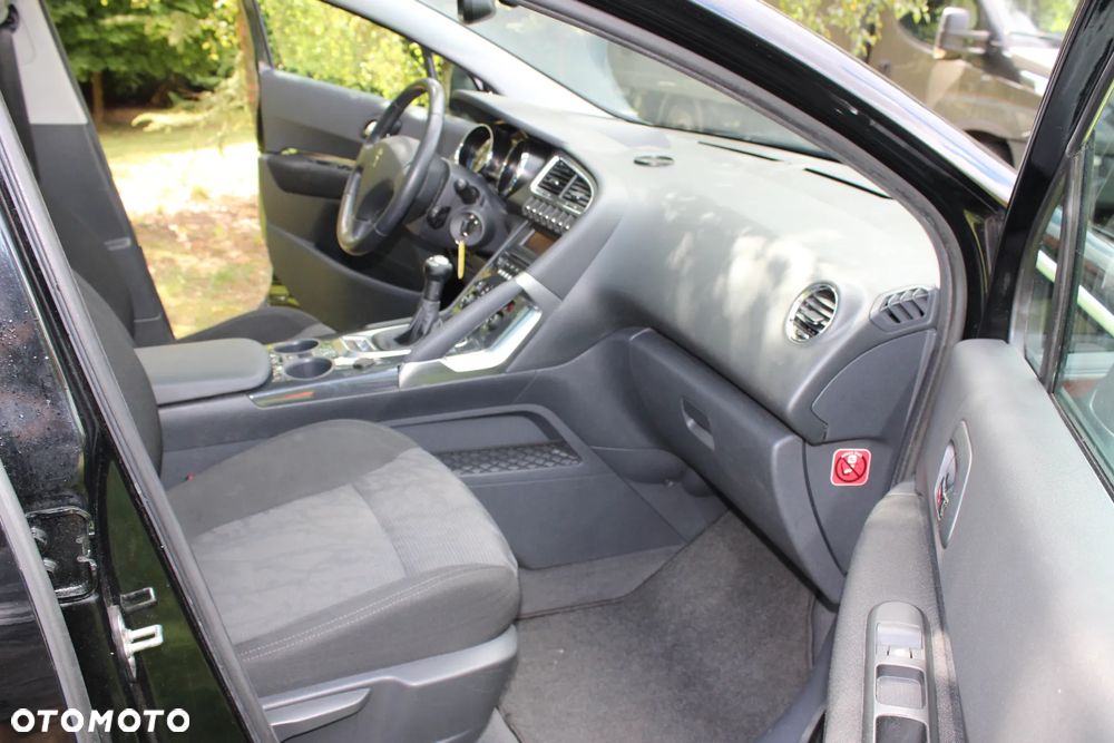 Peugeot 3008 1.6 Premium - 17