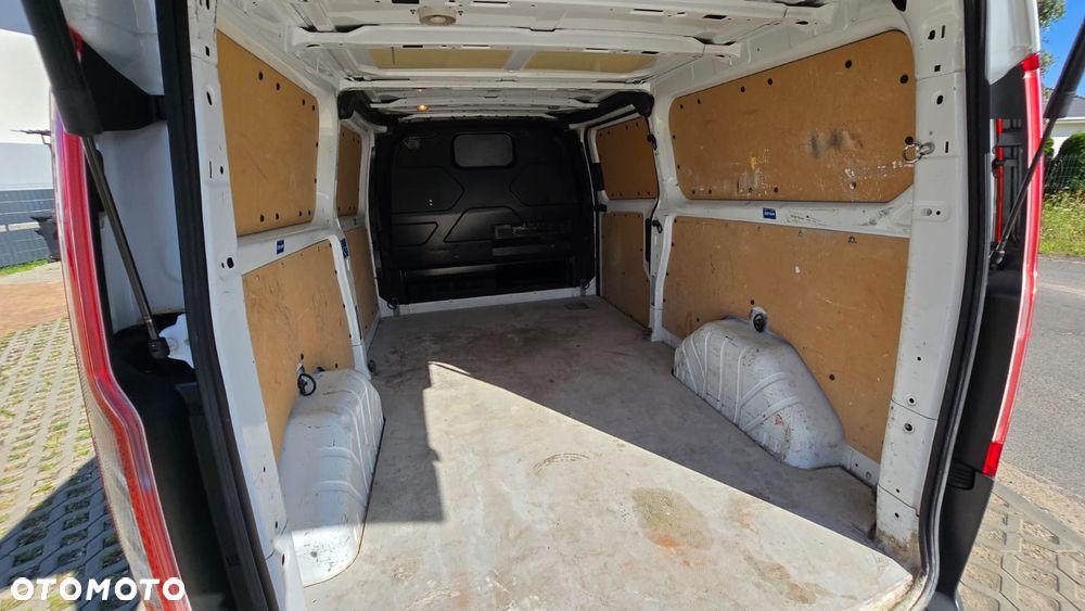 Ford Transit Custom - 14