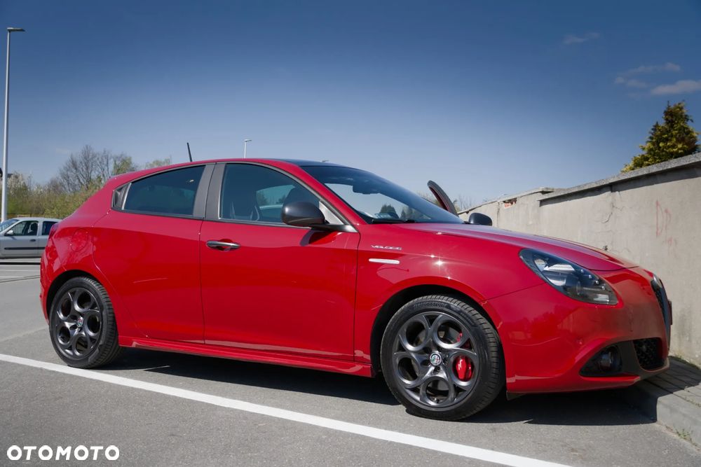 Alfa Romeo Giulietta 1750 TBi Veloce TCT - 1