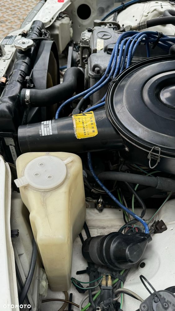 Mercedes-Benz W123 - 38