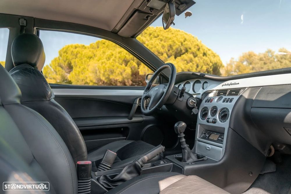 Fiat Coupe 2.0 20V Turbo - 23